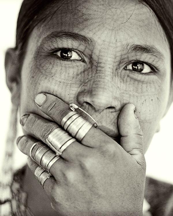 นิทรรศการภาพถ่าย "Myanmar’s Chin women and their facial tattoos"