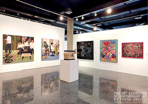 นิทรรศการ "การเเสดงศิลปกรรมร่วมสมัยของศิลปินรุ่นเยาว์ ครั้งที่ 38 : The 38th Exhibition of Contemporary Art by Young Artist"
