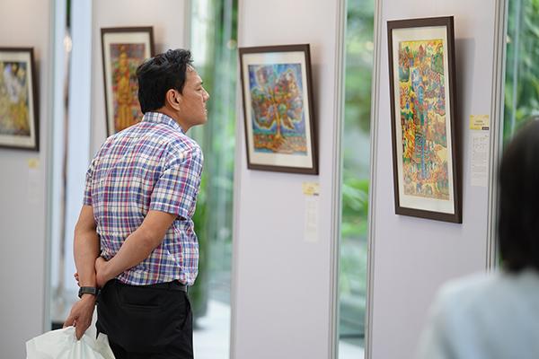 นิทรรศการ “ความสุข ความงดงามในความเป็นไทย” นิทรรศการ “ความสุข ความงดงามในความเป็นไทย”